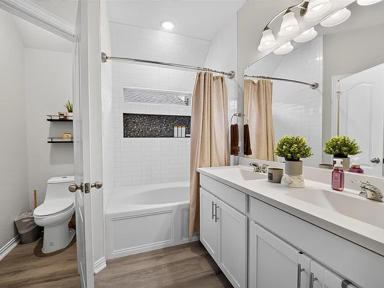 12823 Silverbank Run Dr — Photo 12