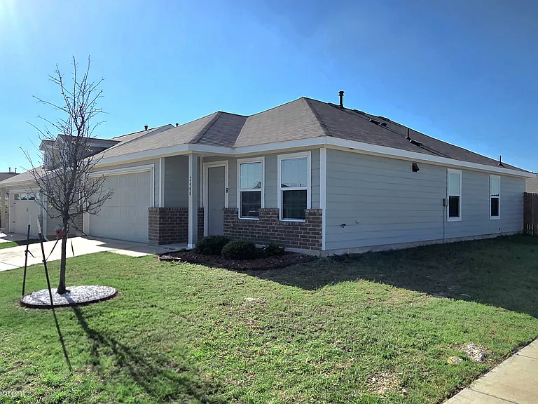 2600 Turtle Dove Dr — Photo 2