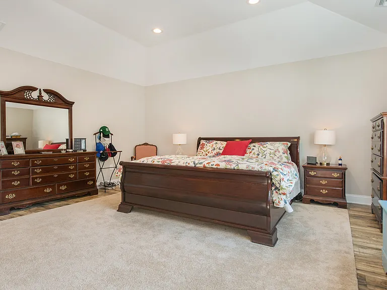 6 Elm St #10 — Photo 26