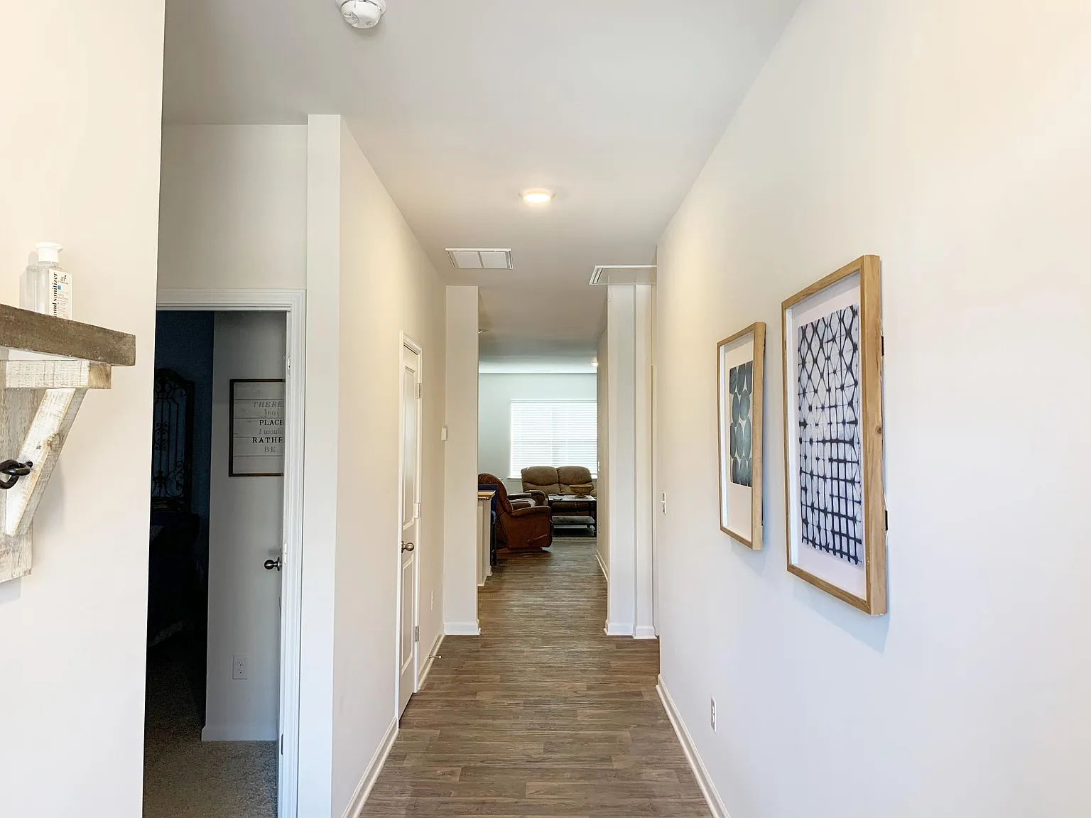 4 bed, 1764 sqft, $1,850 — Photo 2
