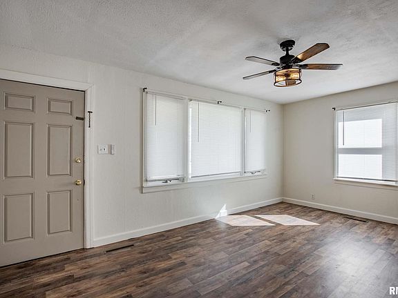 4th image of 406 Charlotte Rd