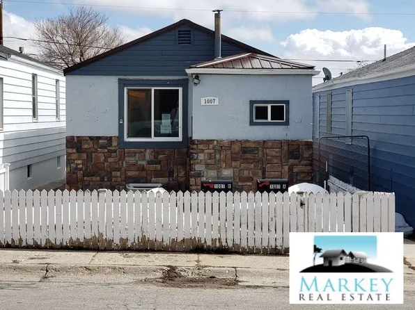 1007 13th St, Rawlins, WY 82301