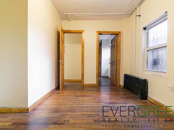 5th image of 1119 Bergen St #1R