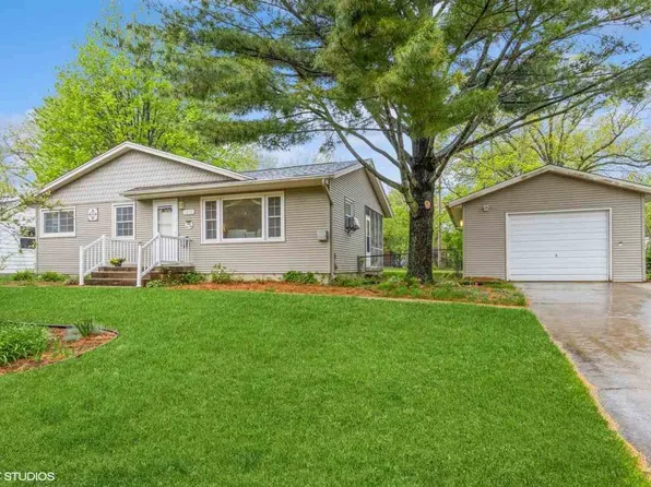 1421 Buresh Ave, Iowa City, IA 52245