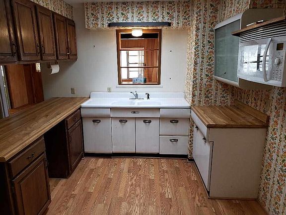 4th image of 3905 N Montana Ave