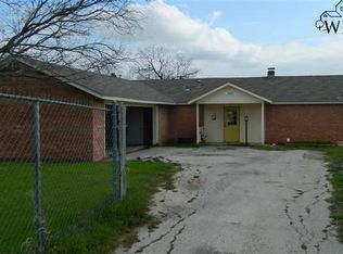 5325 Lake Shore Dr, Wichita Falls, TX 76310