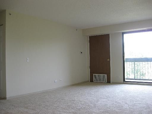 4th image of 1840 Huntington Blvd APT 502