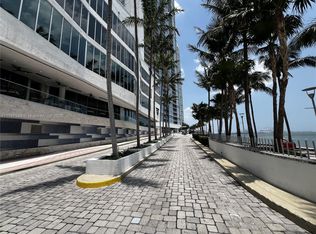 335 Biscayne Blvd #2900, Miami, FL 33131