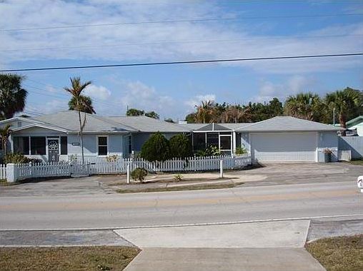 1st image of 3322 NE Skyline Dr