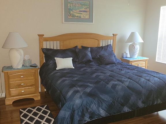 king bed