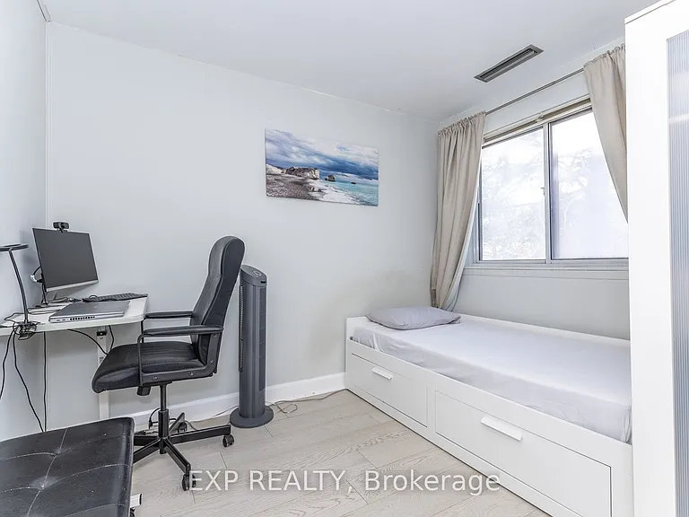 4001 Don Mills Rd #110 — Photo 24