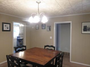 2805 S 13th St, Niles, MI 49120