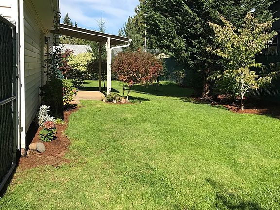 2nd image of 4013 NE 131st Ct