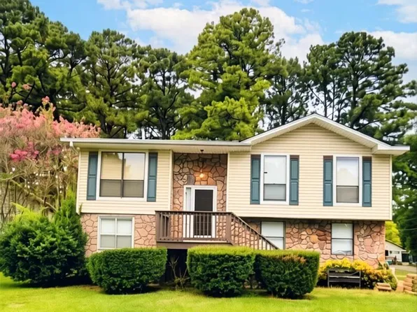 1248 25th Ave N, Hueytown, AL 35023