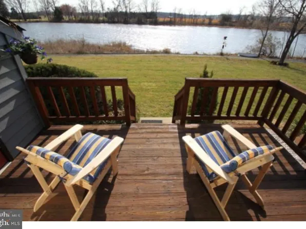 1004 Marion Quimby Dr, Stevensville, MD 21666