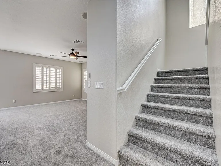 964 Wagner Valley St — Photo 12