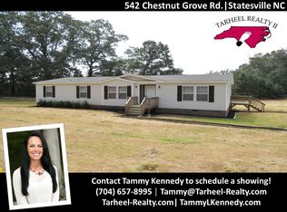 542 Chestnut Grove Rd, Statesville, NC 28625