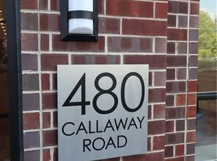 480 Callaway Rd #704, London, ON N6G 0Z3