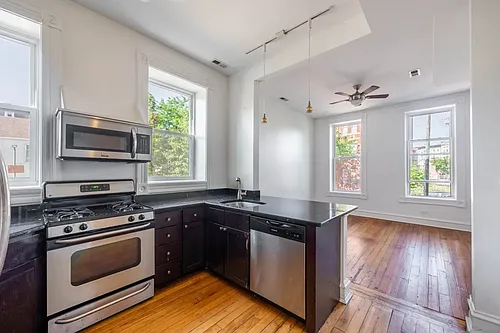 1840 S Loomis St #2 Photo 1