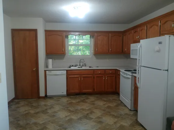 340 Gateway Dr #B, Jefferson City, MO 65109