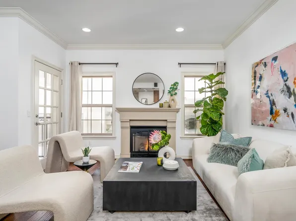 423 Arnaz Dr APT 302, Los Angeles, CA 90048