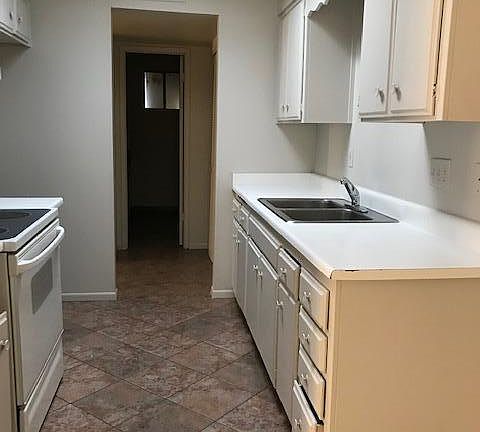 3rd image of 2249 Sandwood Dr