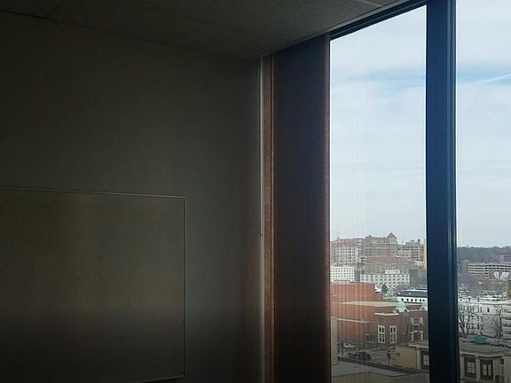 3rd image of 401 Main St #4011110