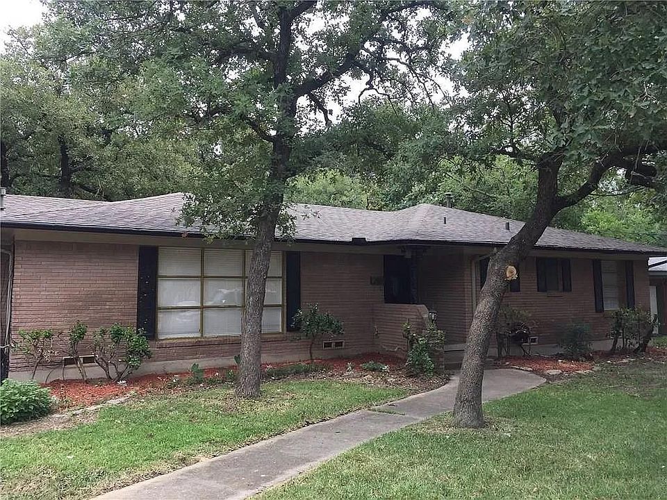 1st image of 2414 Sherwood St