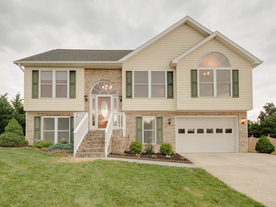 1st image of 1760 Park Lawn Dr