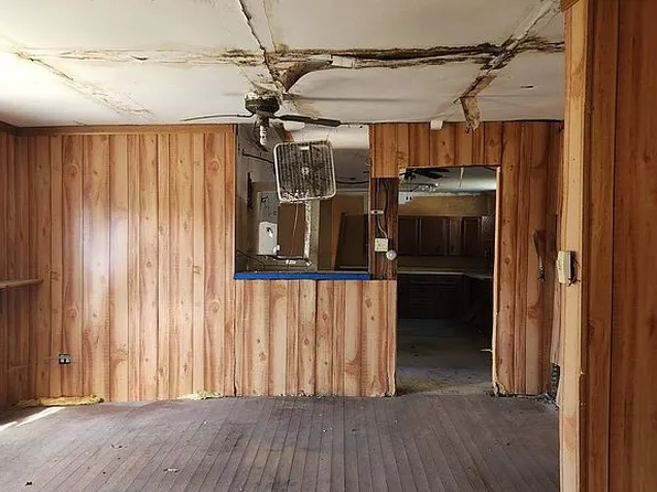 509 Smith St, Woodburn, IA 50275