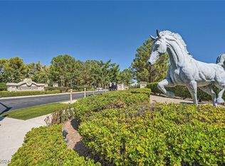 9324 Fontainbleu Dr, Las Vegas, NV 89145