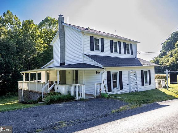 2nd image of 3007 Charles St