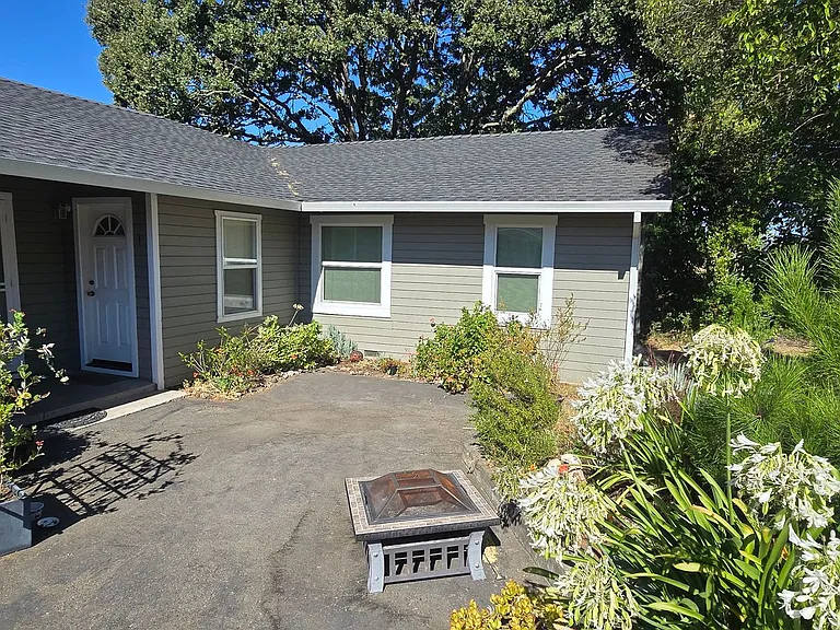 973 Gravenstein Hwy S — Photo 2