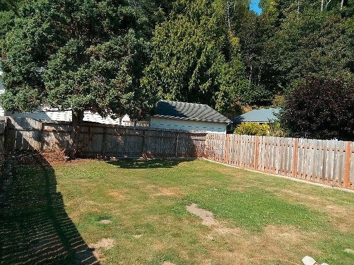 1st image of 405 Chenault Ave