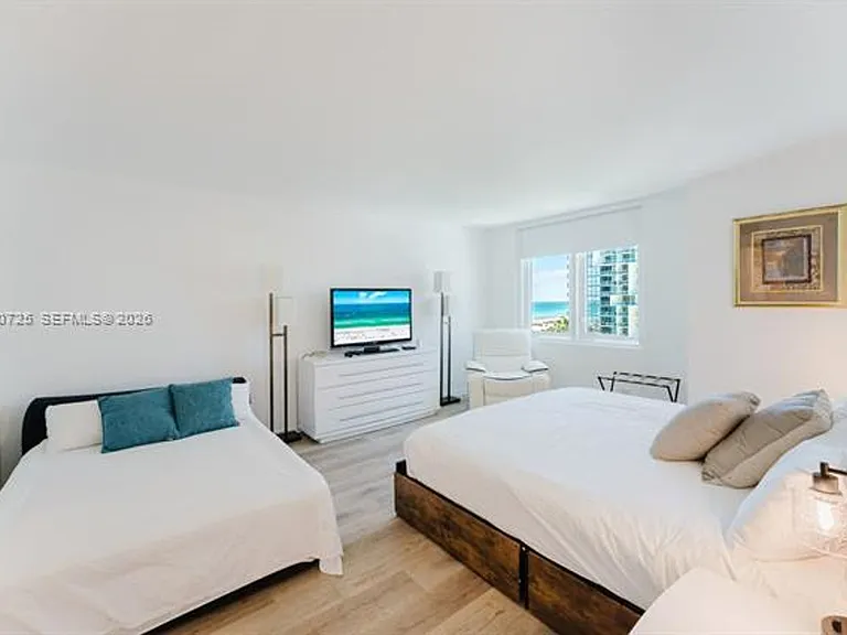 2301 Collins Ave #804 — Photo 9