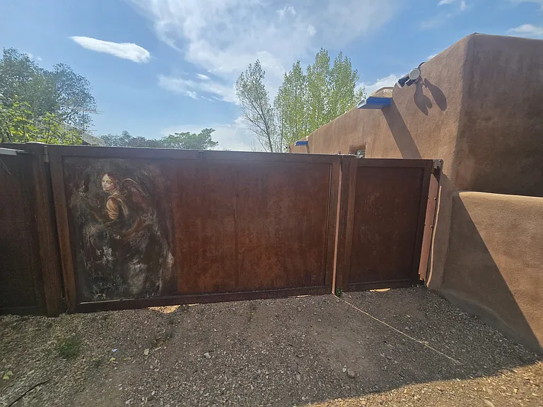 246 Casados St — Photo 3