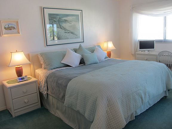 3rd image of 6400 Estero Blvd APT 203
