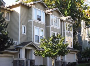 2090 Newport Way NW, Issaquah, WA 98027