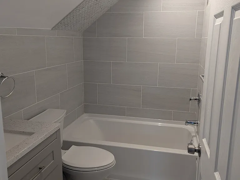 62 Forest Row — Photo 19
