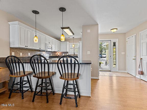 3rd image of 1202 Cedarwood Village