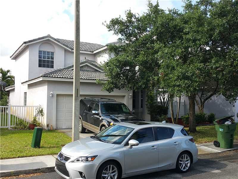 1st image of 16332 NW 18th St