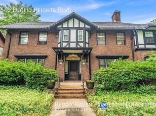 2540 Euclid Heights Blvd, Cleveland Heights, OH 44106