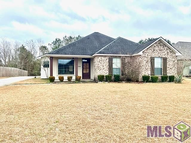 1st image of 15194 Chrissy Dr