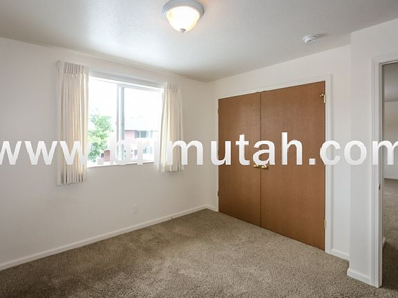 2nd image of 4725 S 1300 E APT 33