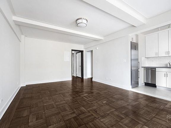 4th image of 56 7th Ave APT 2K