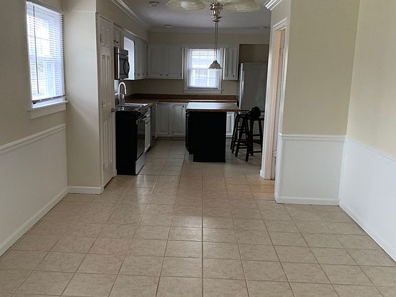 2nd image of 4074 McLean Dr