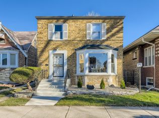 7433 S Prairie Ave, Chicago, IL 60619