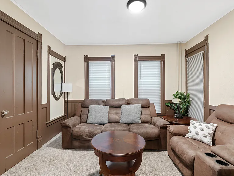 127 Ashworth Pl — Photo 19