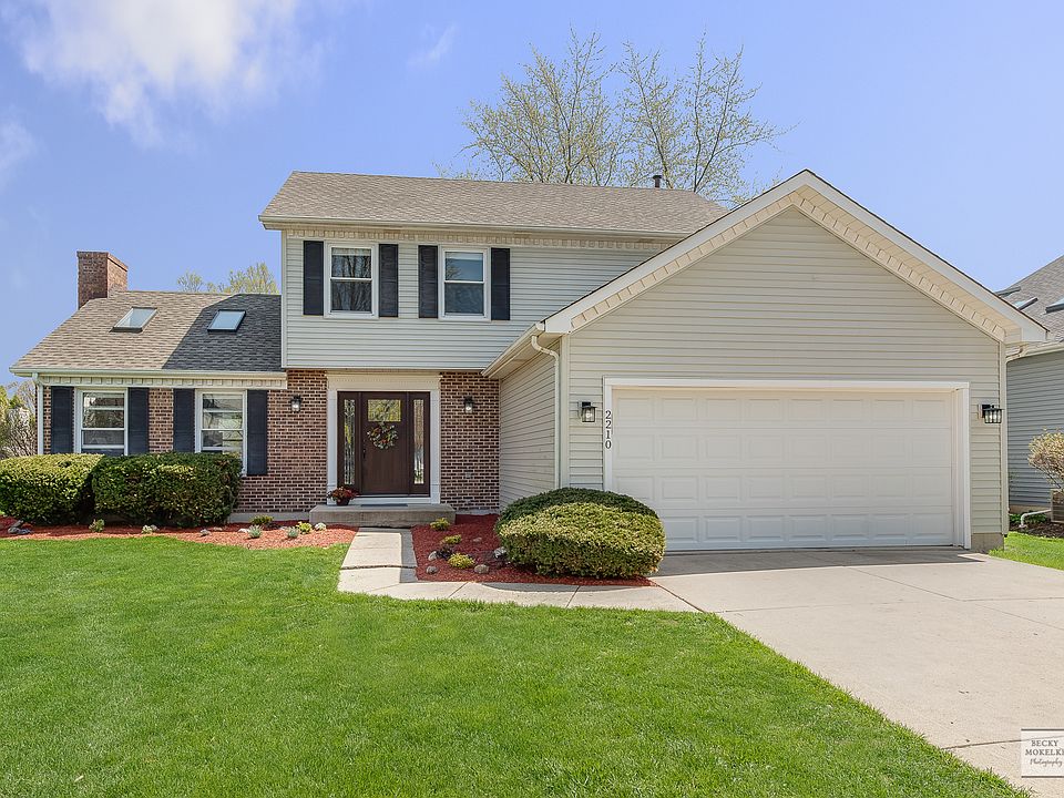 1st image of 2210 Briarhill Ct