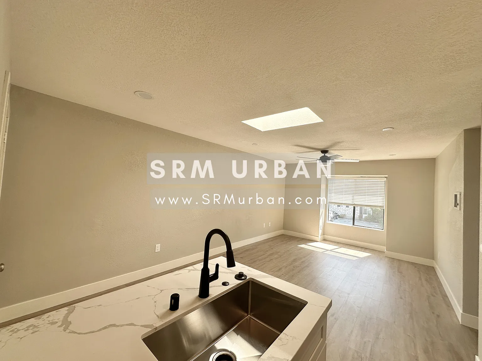 2 bed, 800 sqft, $2,785 — Photo 1